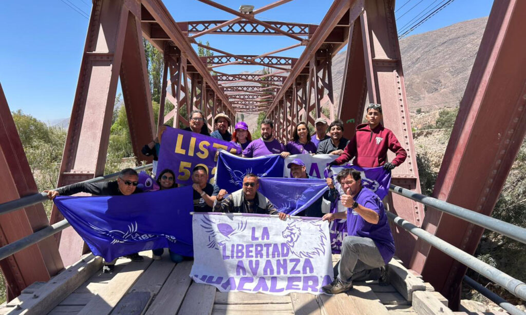 Los candidatos a diputados nacionales por La Libertad Avanza en Jujuy –Alfredo González, Bárbara Andreussi y Mario Briones.